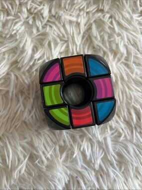 Kids Colorful Ring Puzzle RUBIC cube type Toy - Multicolor RUBIX VOID